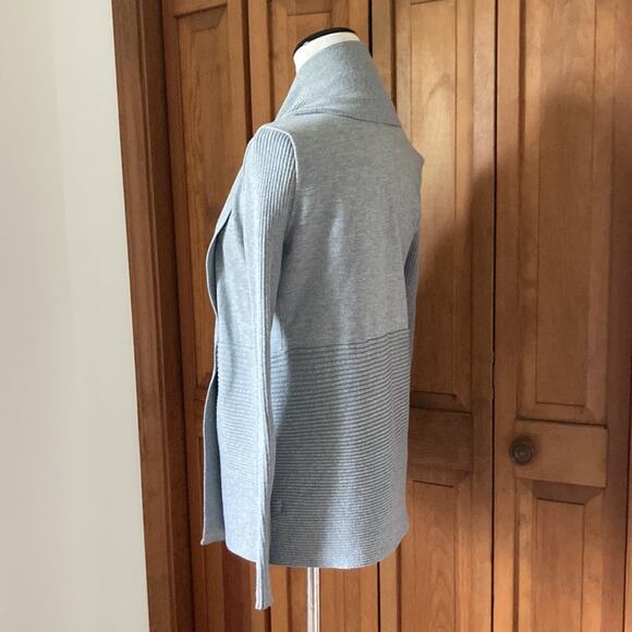 Emily Rose Light Grey Cardigan, Size S - Picture 3 of 10